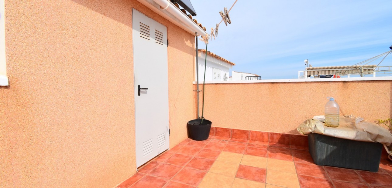 Sale - Apartment / flat -
Orihuela Costa - La Florida