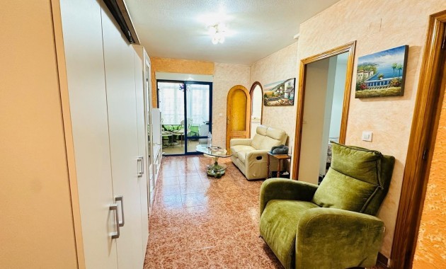 Herverkoop - Appartement / flat -
Torrevieja - Playa de los locos