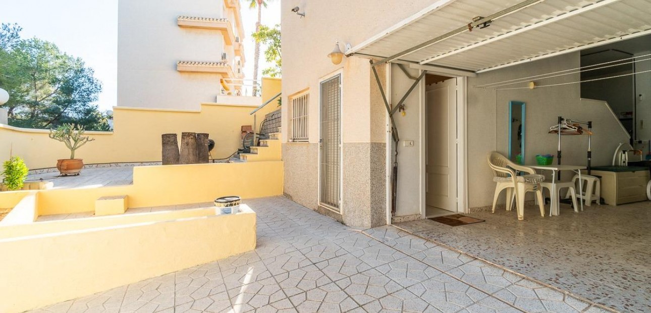 Venta - Villa -
Orihuela Costa - Playa Flamenca