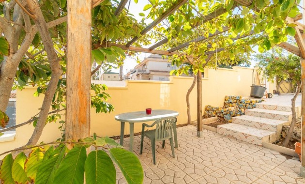 Venta - Villa -
Orihuela Costa - Playa Flamenca