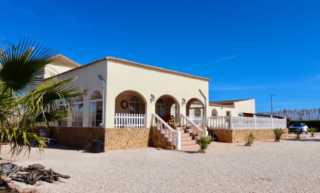 Herverkoop - Country Property -
Catral