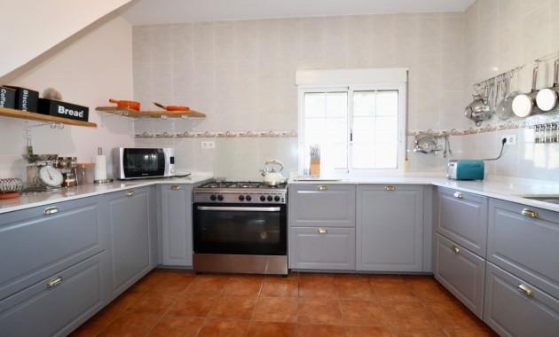 Herverkoop - Country Property -
Catral