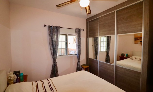 Herverkoop - Country Property -
Catral