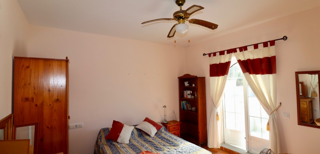 Herverkoop - Country Property -
Catral