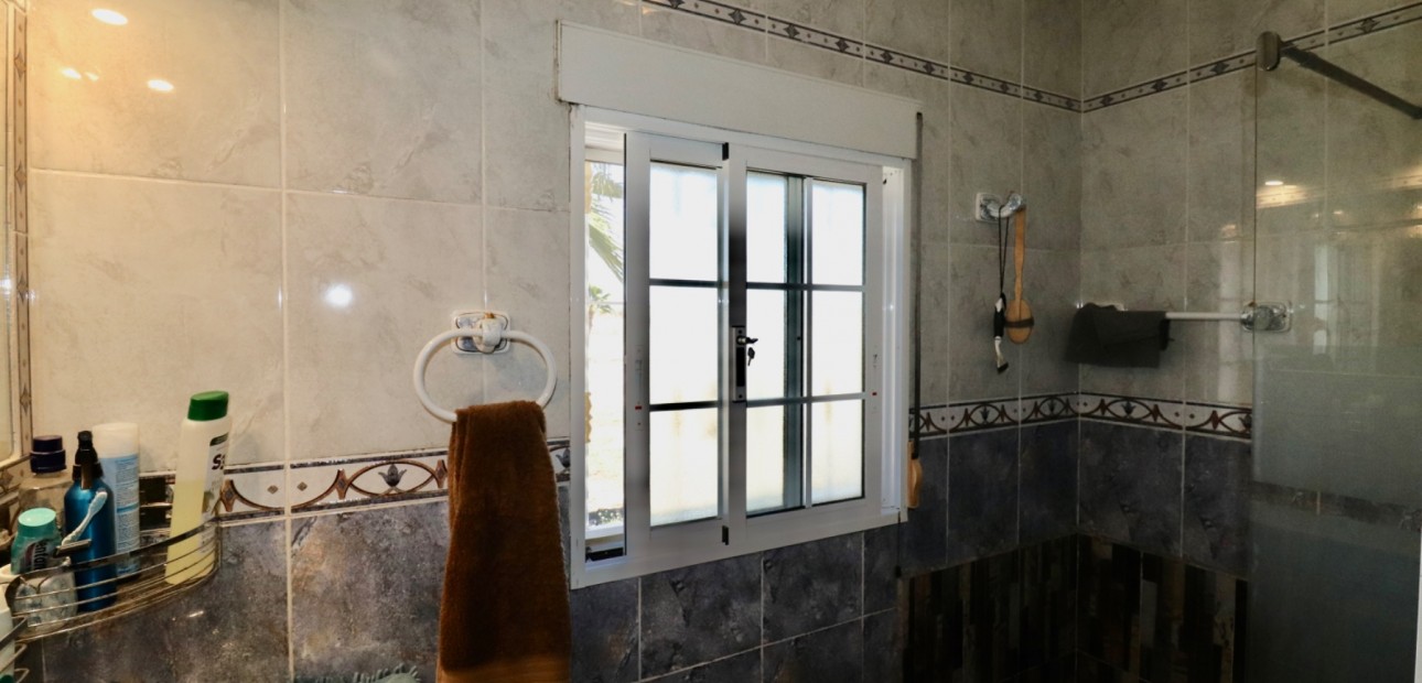 Herverkoop - Country Property -
Catral