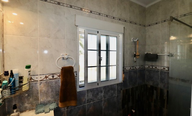 Herverkoop - Country Property -
Catral