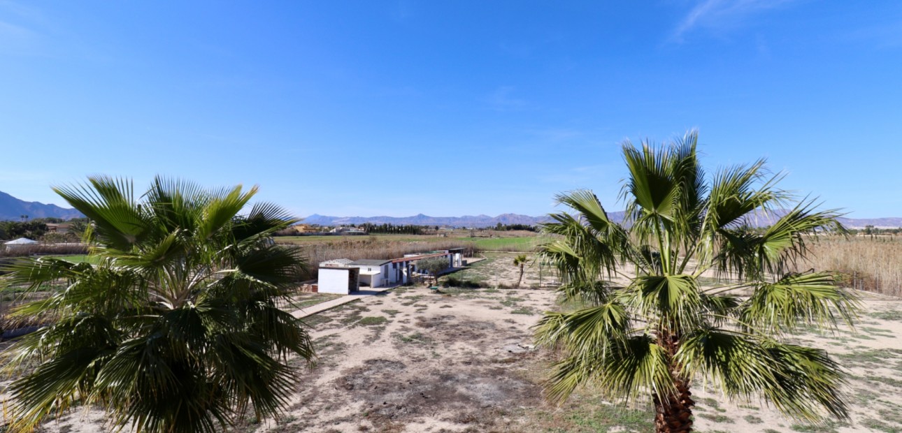 Herverkoop - Country Property -
Catral