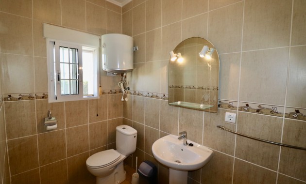 Herverkoop - Country Property -
Catral