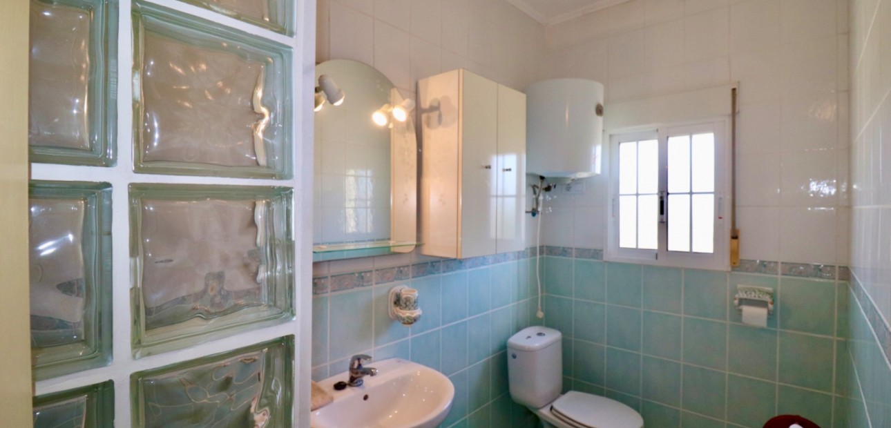 Herverkoop - Country Property -
Catral