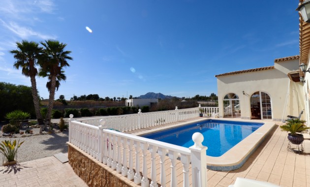 Herverkoop - Country Property -
Catral