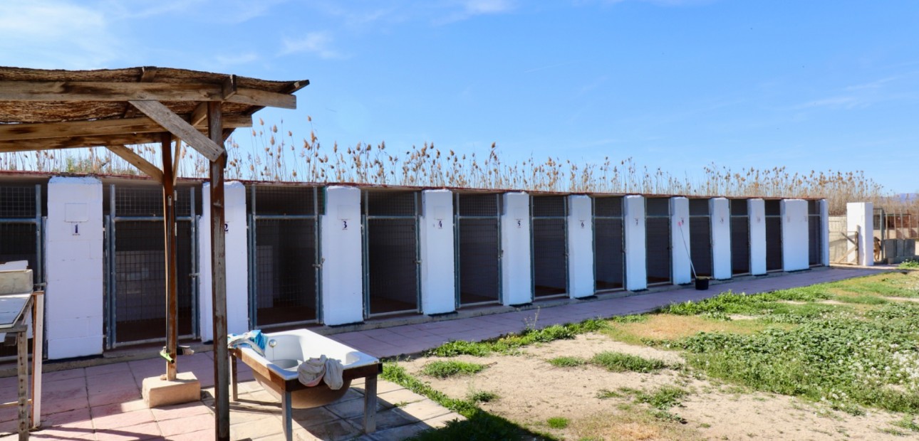 Herverkoop - Country Property -
Catral