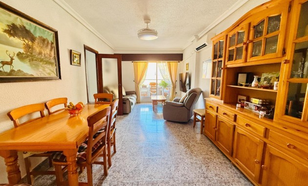 Sale - Apartment / flat -
Torrevieja - Playa del cura