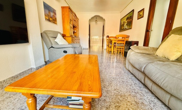 Sale - Apartment / flat -
Torrevieja - Playa del cura