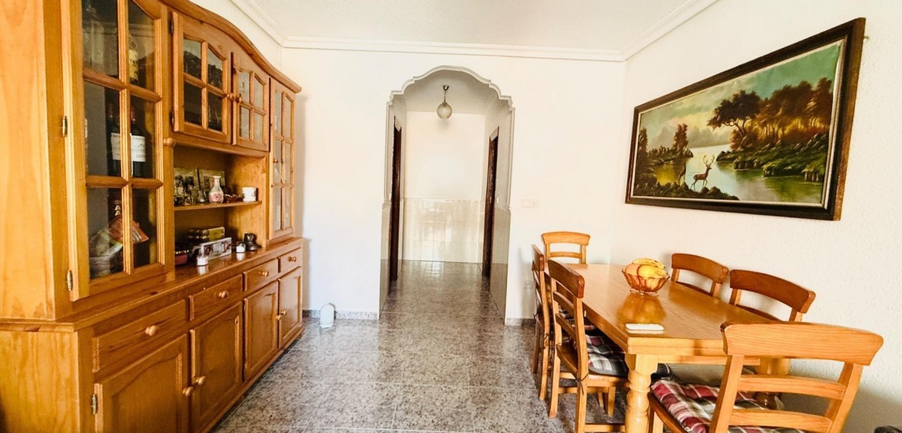 Sale - Apartment / flat -
Torrevieja - Playa del cura