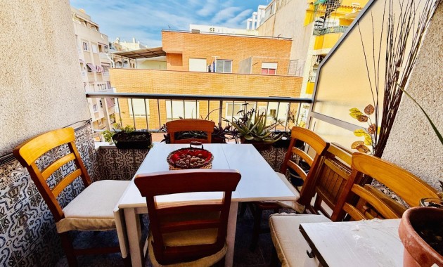 Sale - Apartment / flat -
Torrevieja - Playa del cura