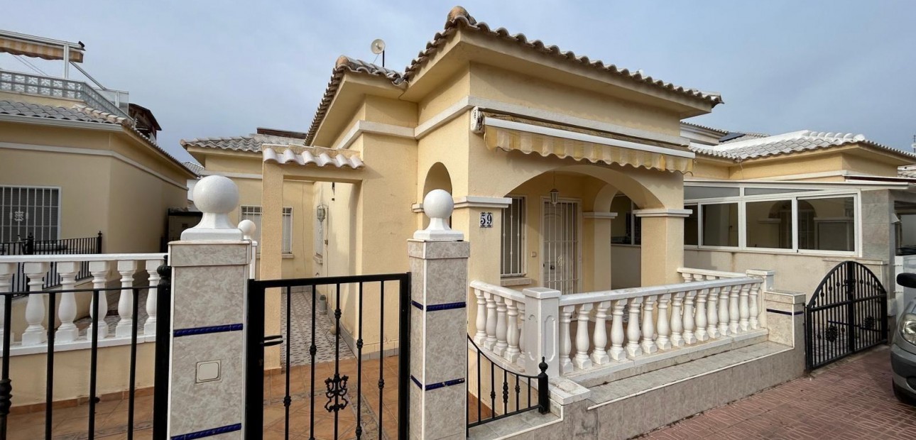 Herverkoop - Bungalow -
Torrevieja - La siesta