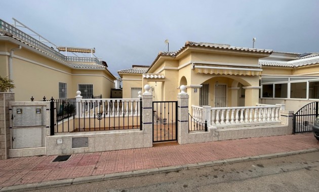 Herverkoop - Bungalow -
Torrevieja - La siesta