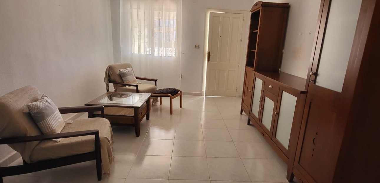 Venta - Bungalow -
Torrevieja - Carrefour