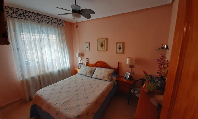 Herverkoop - Appartement / flat -
Torrevieja - Playa de los locos