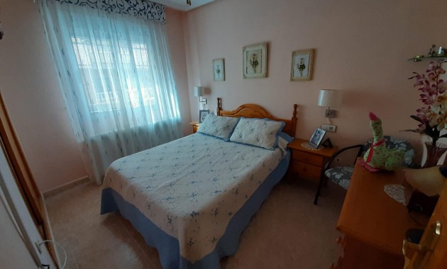 Herverkoop - Appartement / flat -
Torrevieja - Playa de los locos