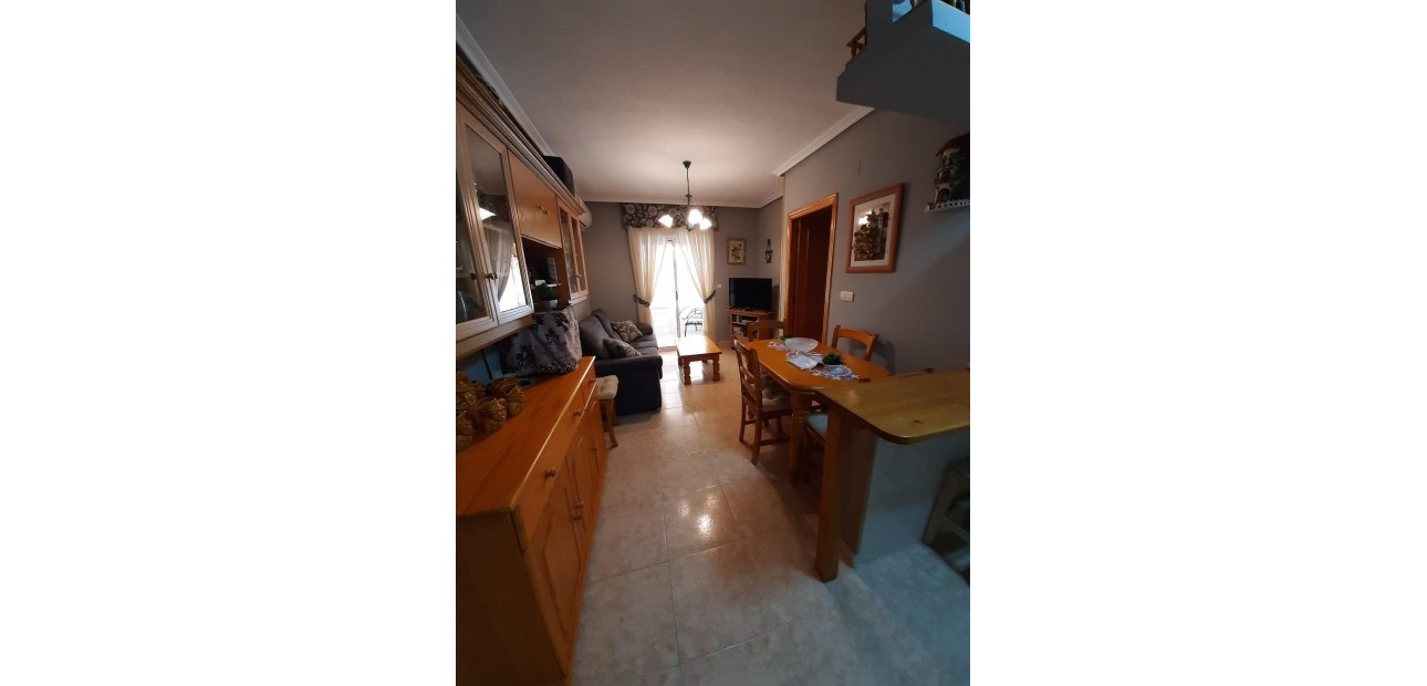 Herverkoop - Appartement / flat -
Torrevieja - Playa de los locos