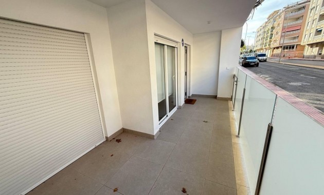 Sale - Apartment / flat -
Guardamar del Segura - Pueblo