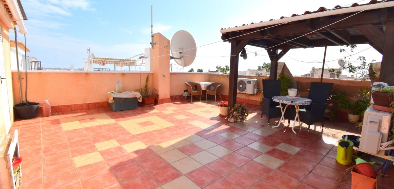 Sale - Apartment / flat -
Orihuela Costa - La Florida