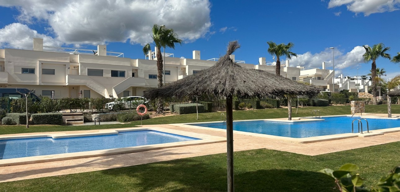 Herverkoop - Appartement / flat -
Orihuela - Entre Naranjos Vistabella