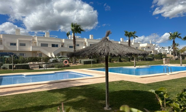 Herverkoop - Appartement / flat -
Orihuela - Entre Naranjos Vistabella