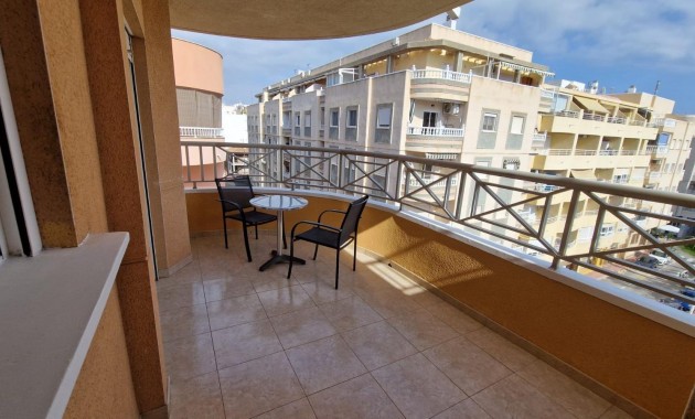 Sale - Apartment / flat -
Torrevieja - Playa del cura