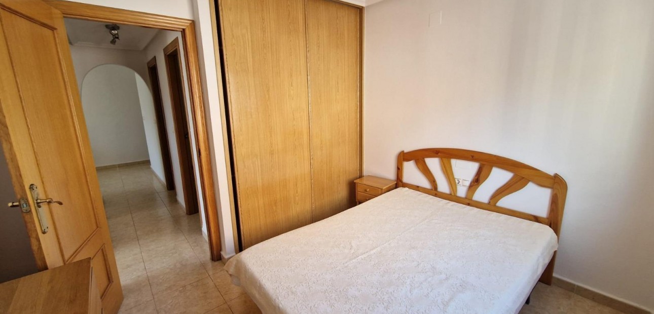 Sale - Apartment / flat -
Torrevieja - Playa del cura