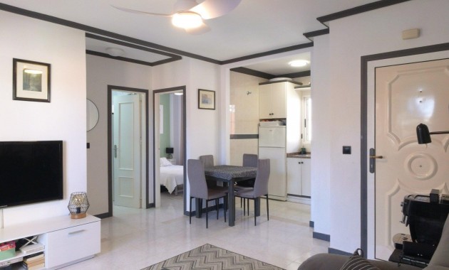 Sale - Apartment / flat -
Torrevieja - Torreblanca