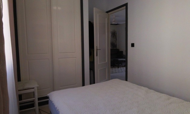 Sale - Apartment / flat -
Torrevieja - Torreblanca