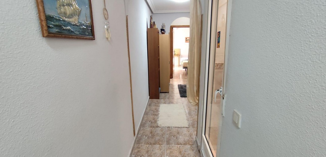 Herverkoop - Appartement / flat -
Torrevieja - torrevieja