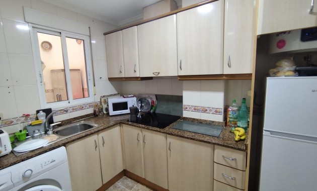 Herverkoop - Appartement / flat -
Torrevieja - torrevieja