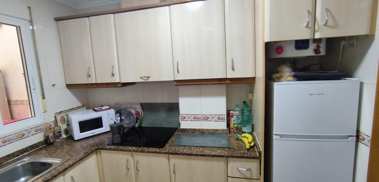 Herverkoop - Appartement / flat -
Torrevieja - torrevieja