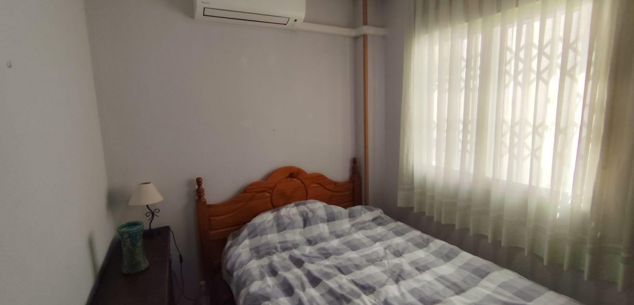 Herverkoop - Appartement / flat -
Torrevieja - torrevieja