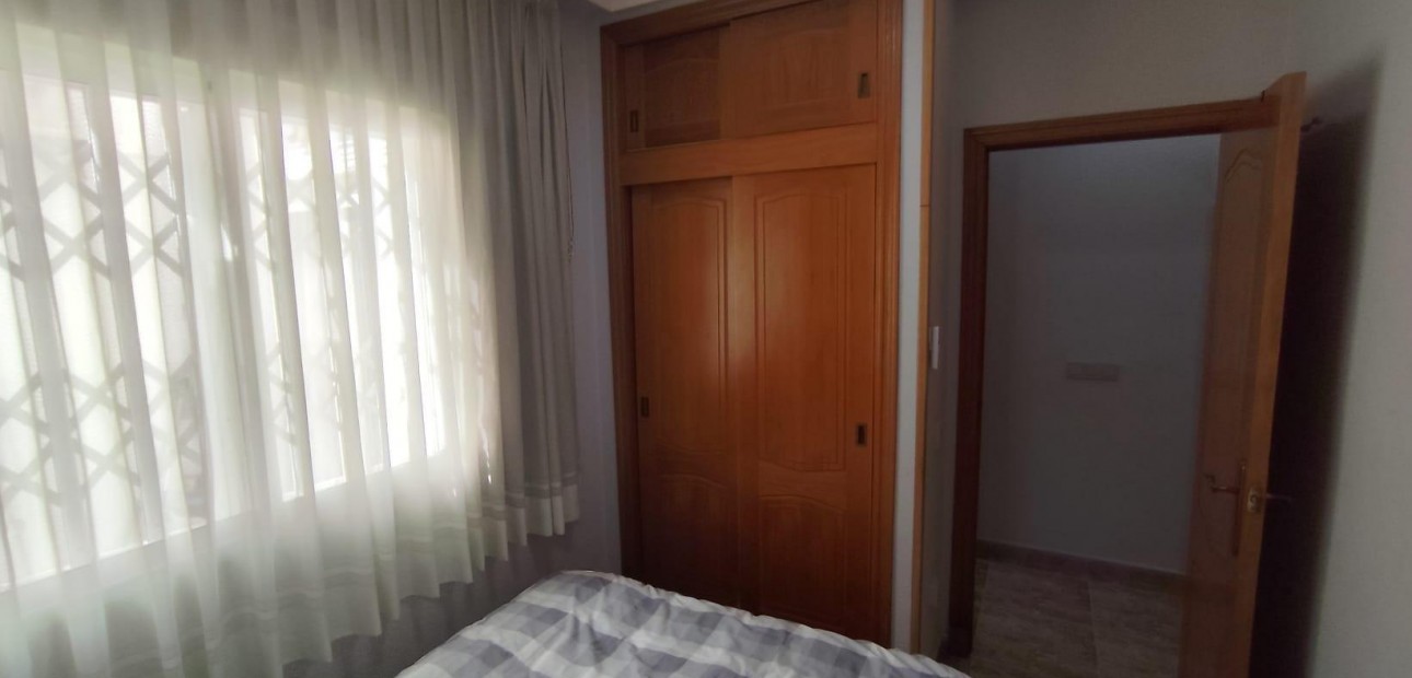 Herverkoop - Appartement / flat -
Torrevieja - torrevieja