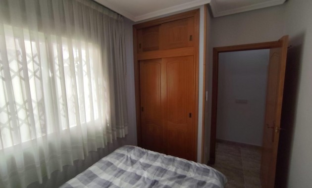 Herverkoop - Appartement / flat -
Torrevieja - torrevieja