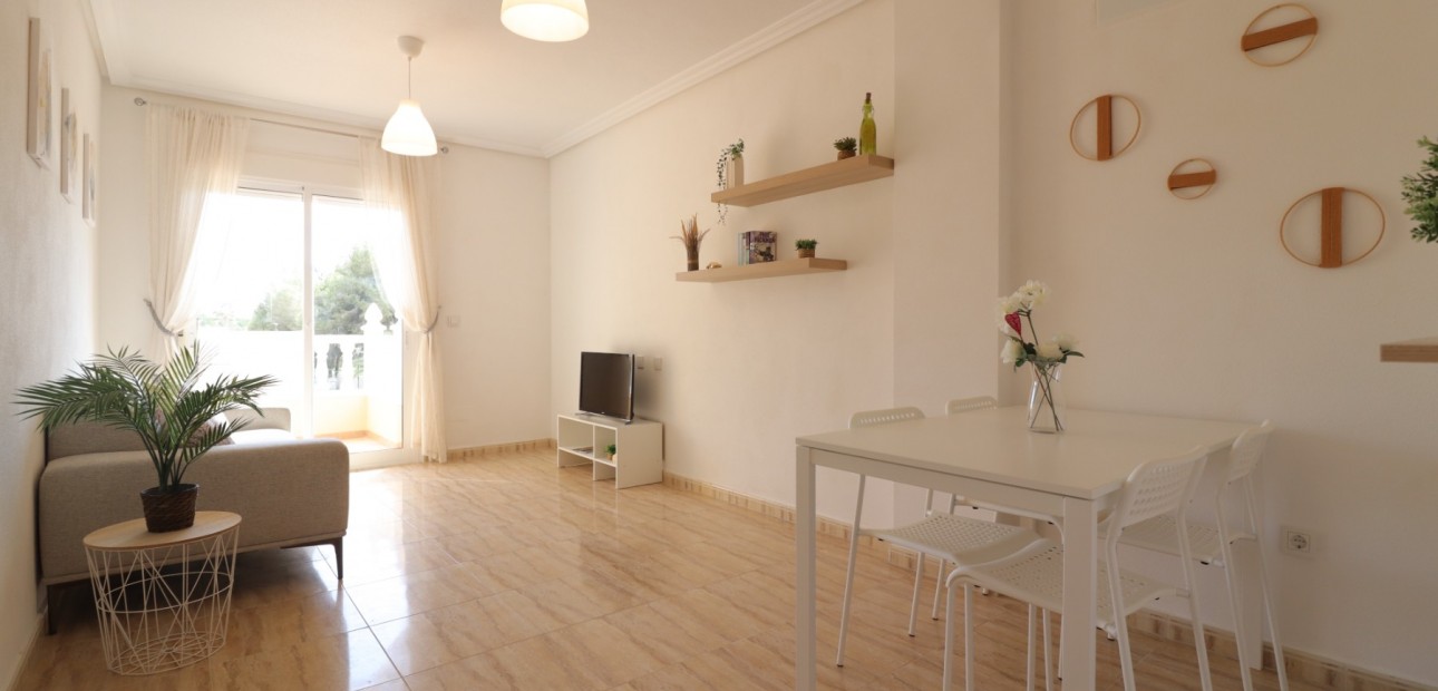 Herverkoop - Appartement / flat -
Algorfa - Algorfa - Village