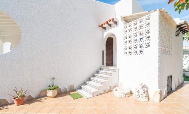 Venta - Villa -
Orihuela Costa - Punta Prima