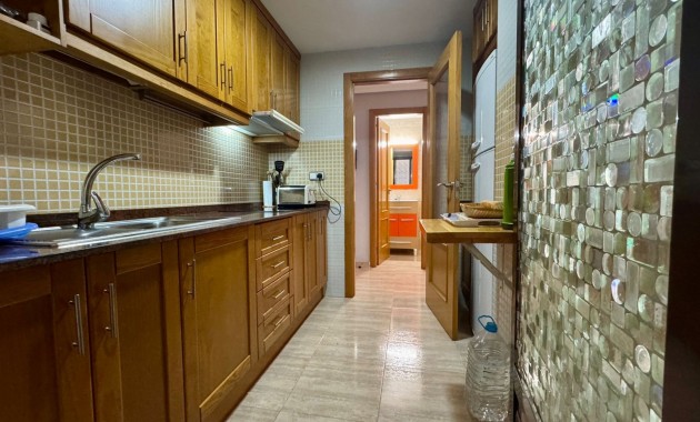 Sale - Apartment / flat -
Torrevieja - Centro