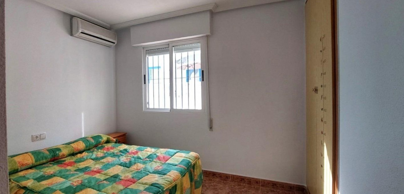 Venta - Villa -
Torrevieja - La siesta