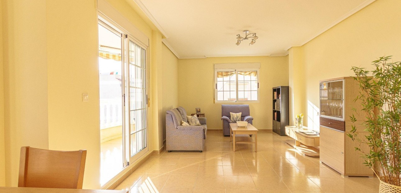 Sale - Apartment / flat -
Torrevieja - torrevieja