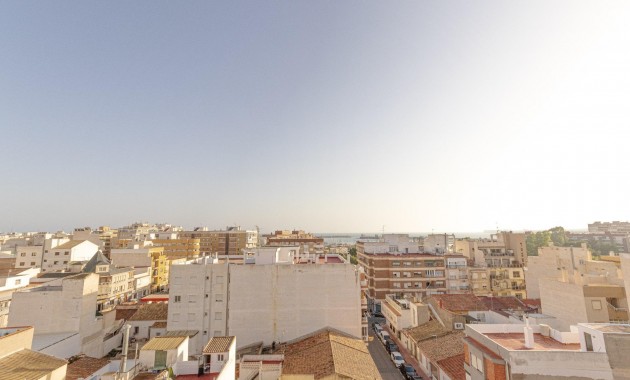 Sale - Apartment / flat -
Torrevieja - torrevieja