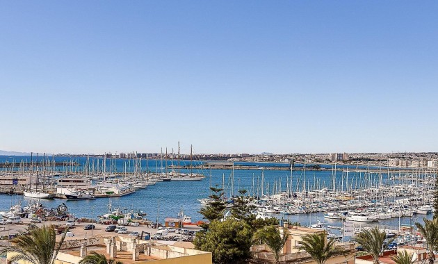 Sale - Apartment / flat -
Torrevieja - torrevieja