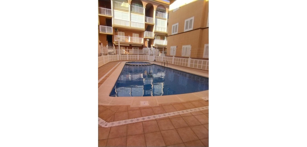 Herverkoop - Appartement / flat -
Torrevieja - La Mata pueblo