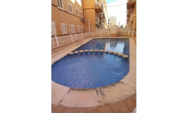 Sale - Apartment / flat -
Torrevieja - La Mata pueblo