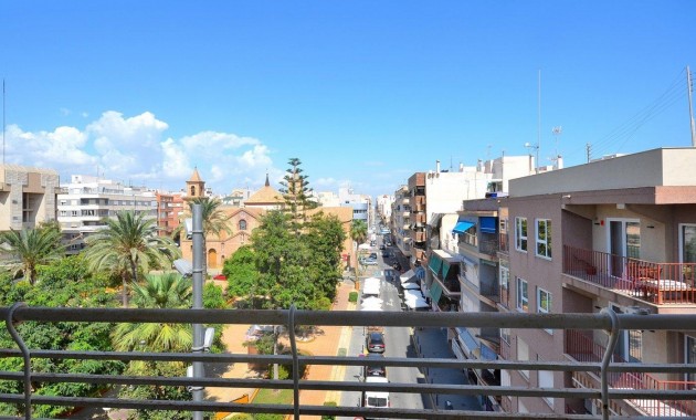 Herverkoop - Appartement / flat -
Torrevieja - torrevieja