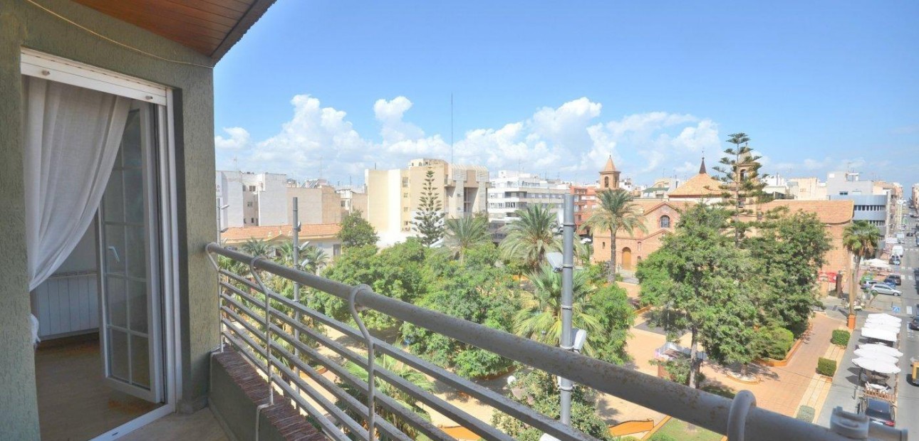 Herverkoop - Appartement / flat -
Torrevieja - torrevieja